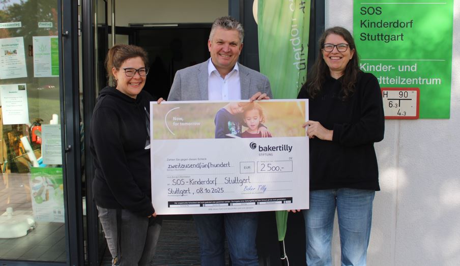 Spende der Baker Tilly Stiftung an das SOS-Kinderdorf Stuttgart