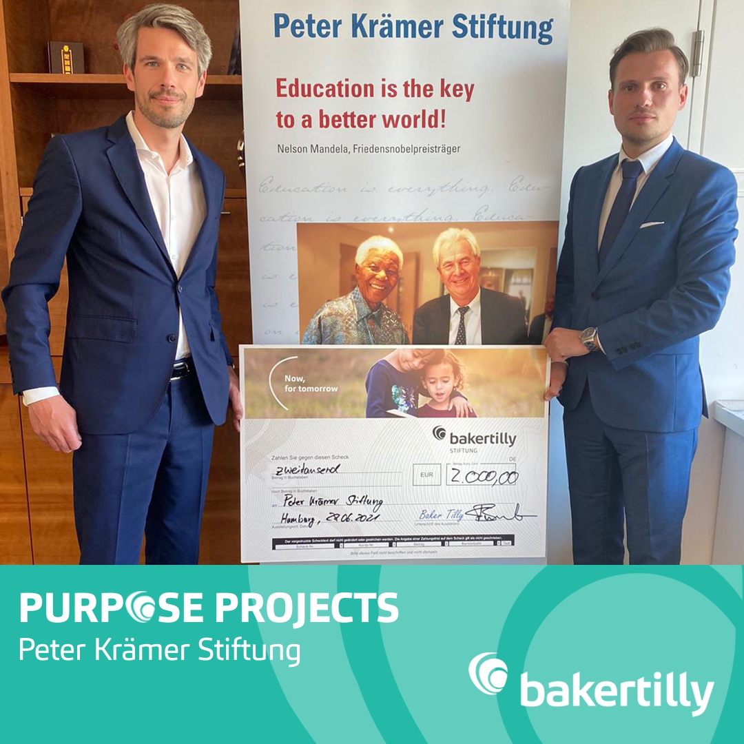 Baker Tilly Stiftung unterstützt Projekt „Schulen für Afrika“ mit 2.000 Euro