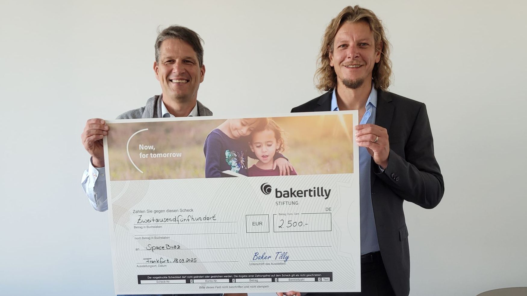 Baker Tilly Stiftung unterstützt die SpaceBuzz Deutschland gUG