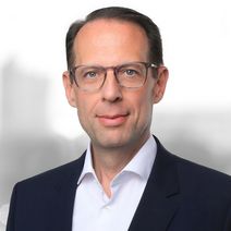  Simon  Parviz