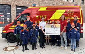 Baker Tilly Stiftung spendet an die Jugendfeuerwehr Stuttgart