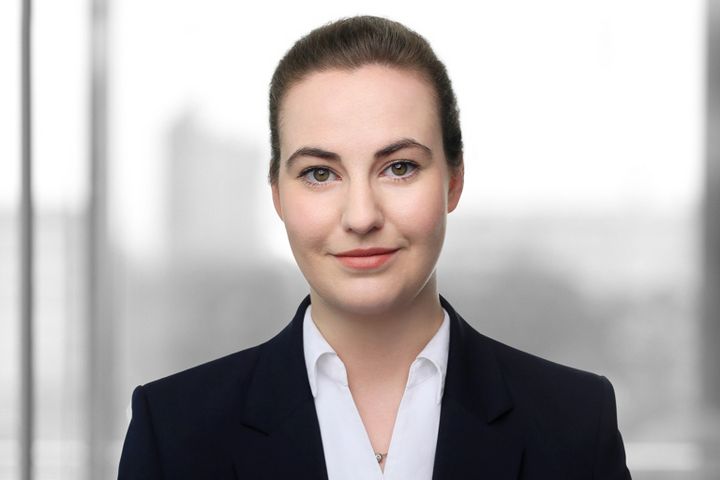 Kira Güldner, LL.B.