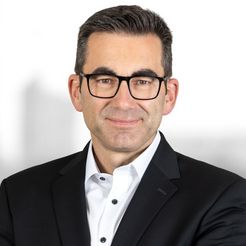 Dr. Stefan  Meßmer