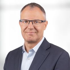  Martin  Weinand