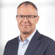  Martin  Weinand