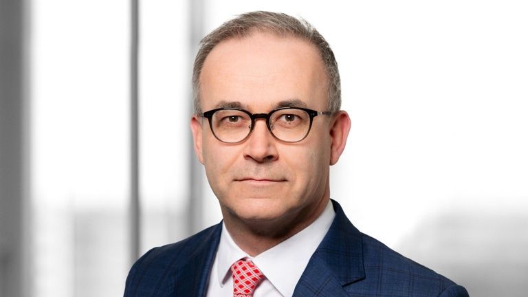 Krankenhausinsolvenz, Versicherungsrecht und Patientenrechte