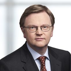  Georg  Hausmann