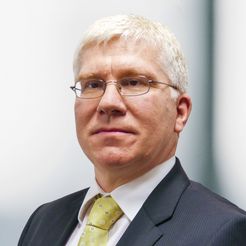  Bernd  Conrad