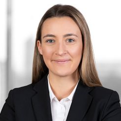  Leonie  Knapp