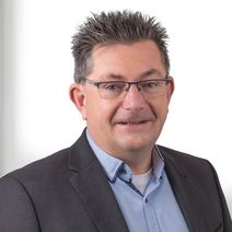  Ralf  Pelz