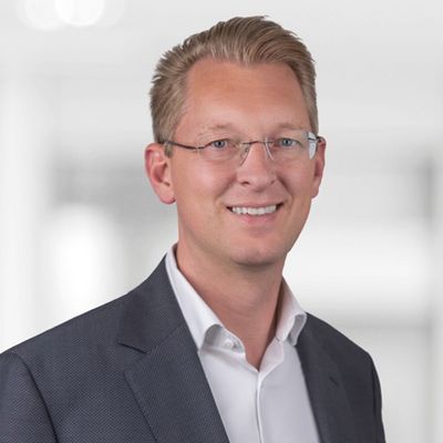 Dr. Christian Teuber
