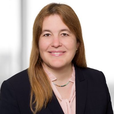 Dr. Christina Lorenz, LL.M. (Duke University)