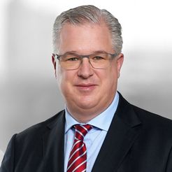  Michael  Esser