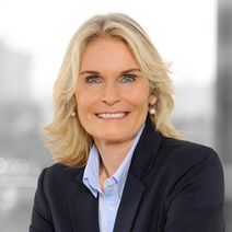  Stephanie  Pidun